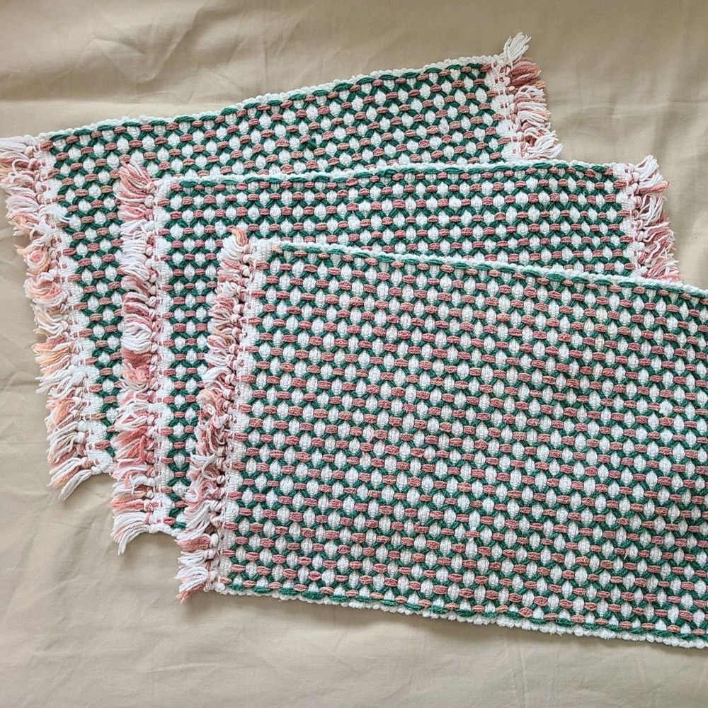 Vintage Handmade Woven Yarn Placemats Set of 3 Fringe Green White Pink Rectangle